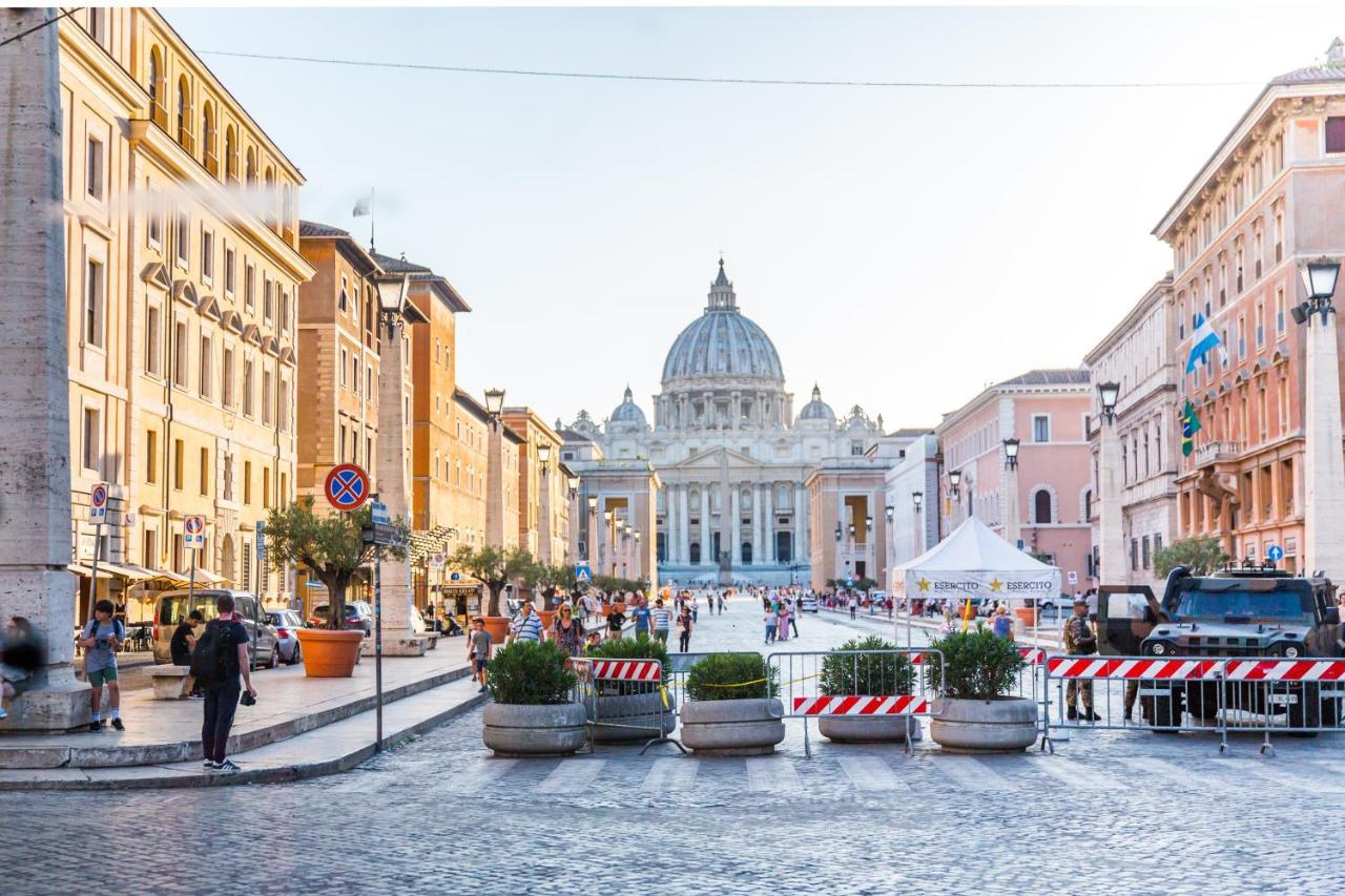 Spacious With Sunny Terrace Near Vatican Rom Exteriör bild